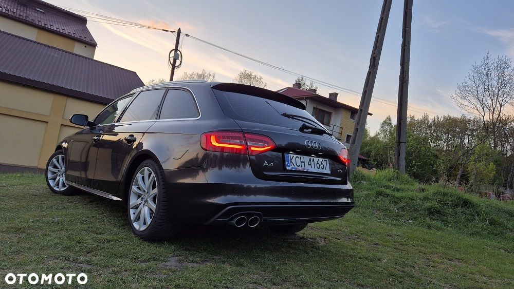 Audi A4 Avant 2.0 TDI DPF clean diesel S line Sportpaket - 5