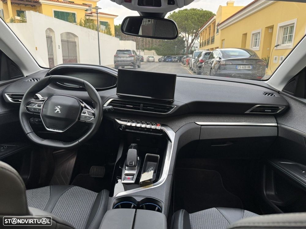 Peugeot 3008 1.2 PureTech Allure EAT8 - 33