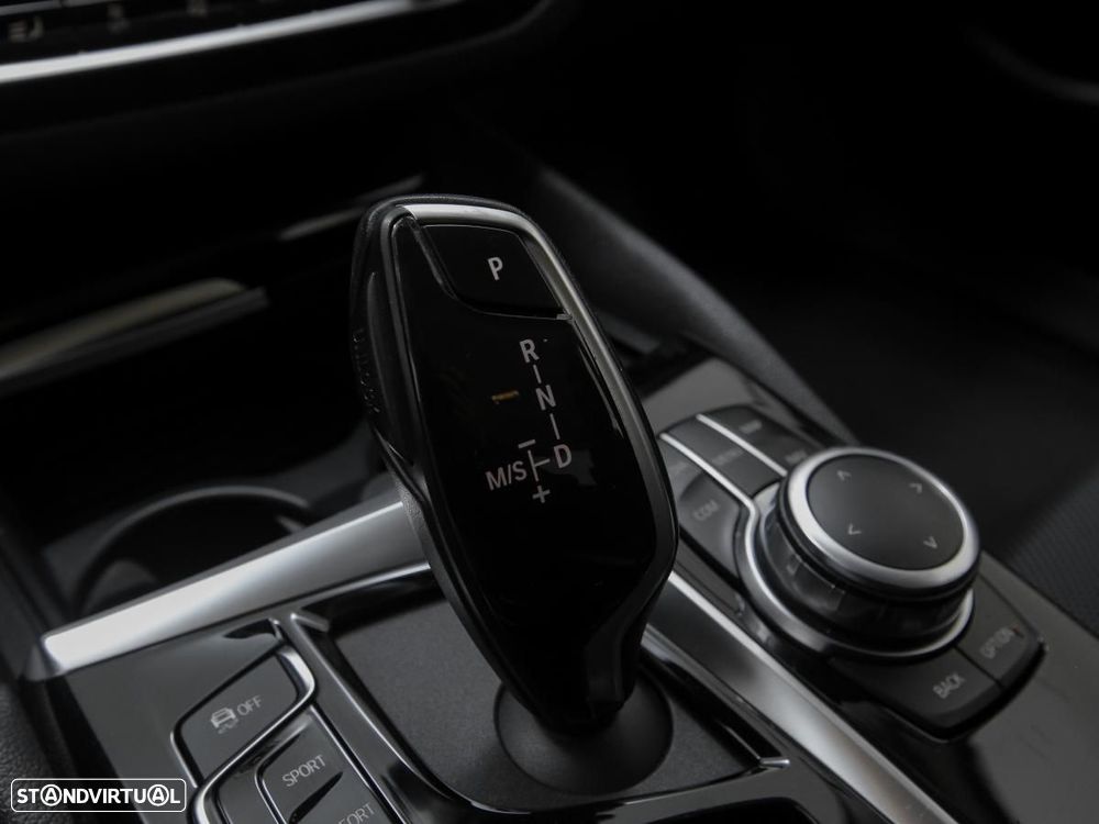 BMW 530 e iPerformance Line Sport - 24