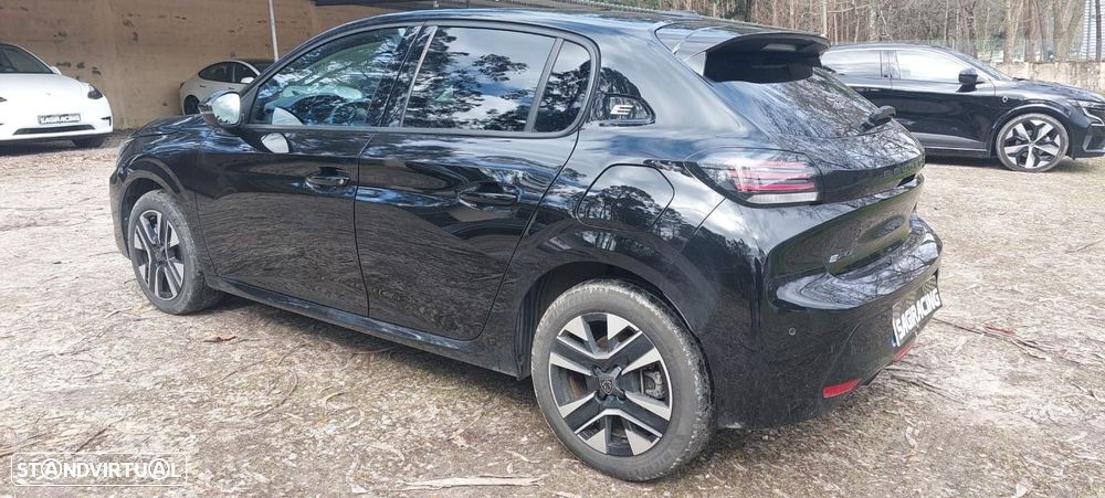 Peugeot e-208 50 kWh Style - 11