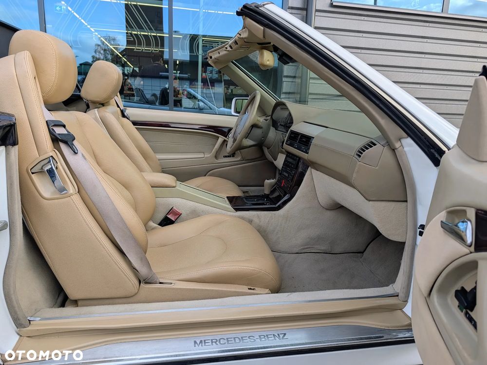 Mercedes-Benz SL 500 - 21