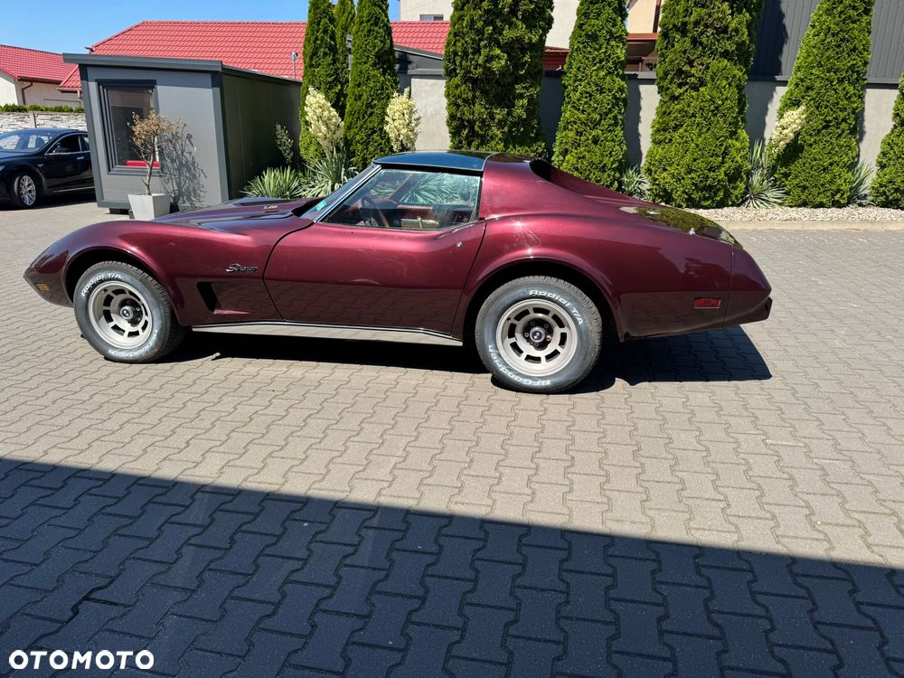Chevrolet Corvette - 16