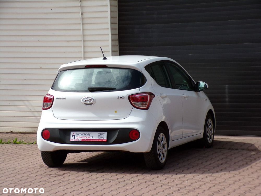 Hyundai i10 - 15