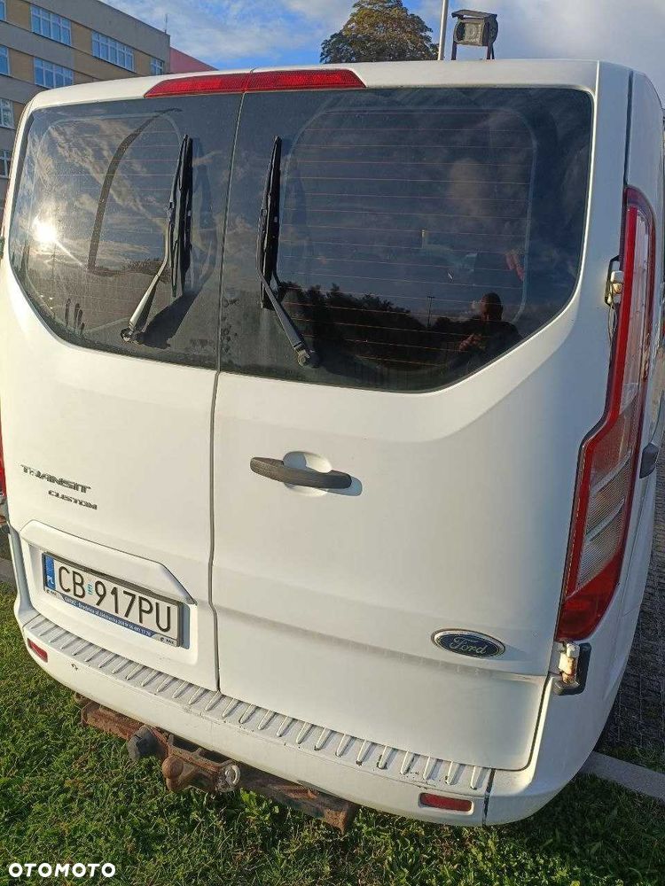 Ford Tourneo Custom - 3