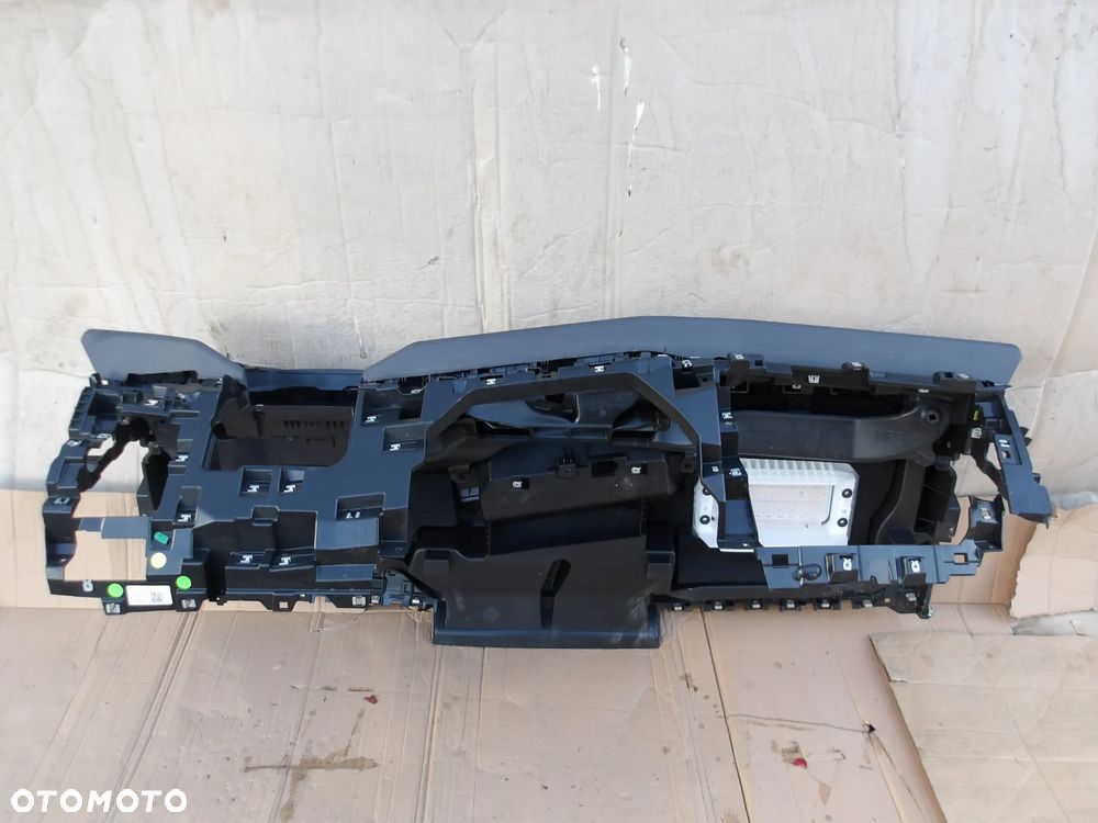 DESKA KONSOLA VW T7 7T1857003M - 15