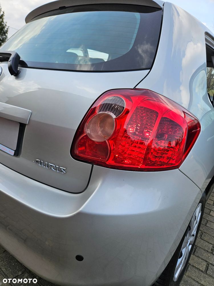 Toyota Auris 1.33 VVT-i Luna - 34