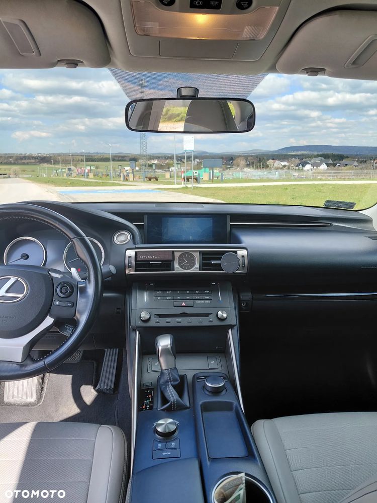 Lexus IS 200t Elegance - 7