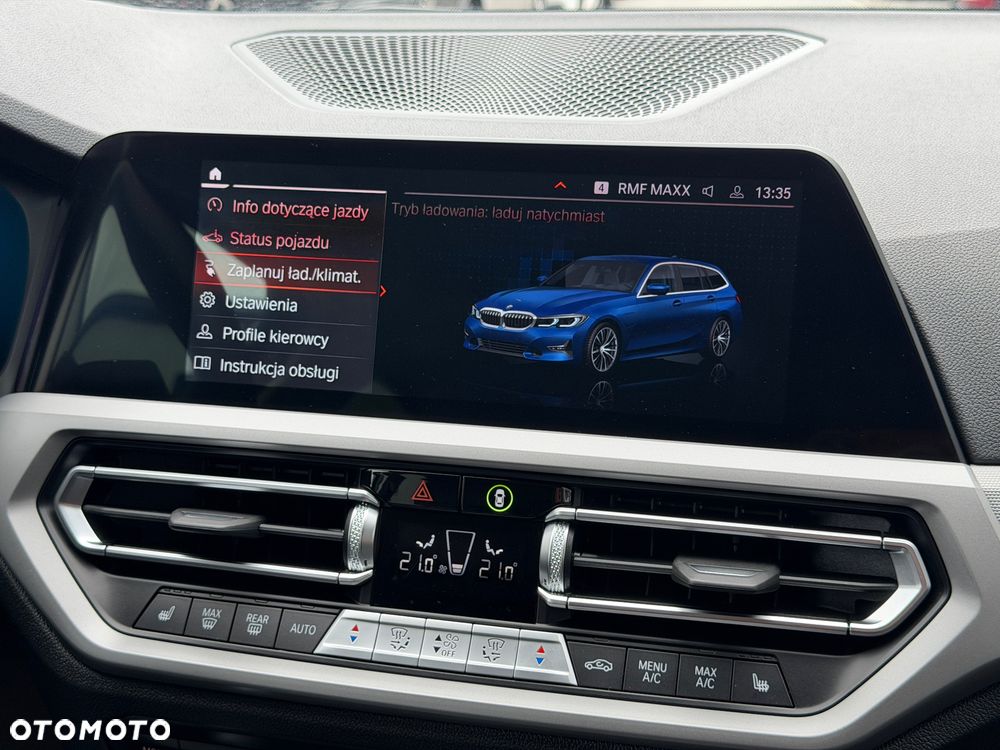 BMW Seria 3 320e Sport Line - 9