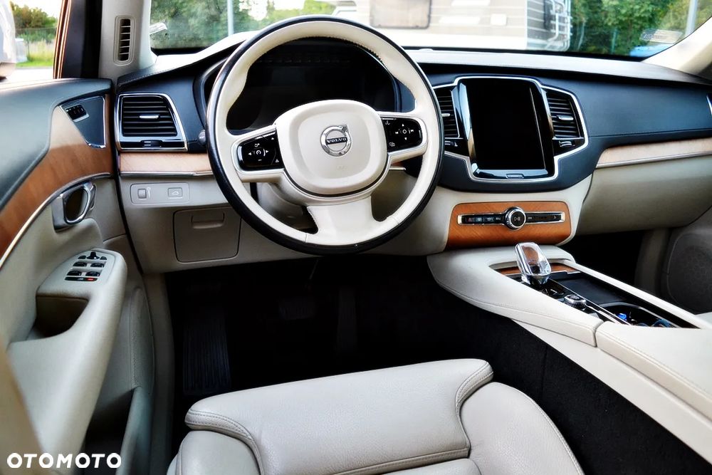Volvo XC 90 B5 D AWD Inscription 7os - 26
