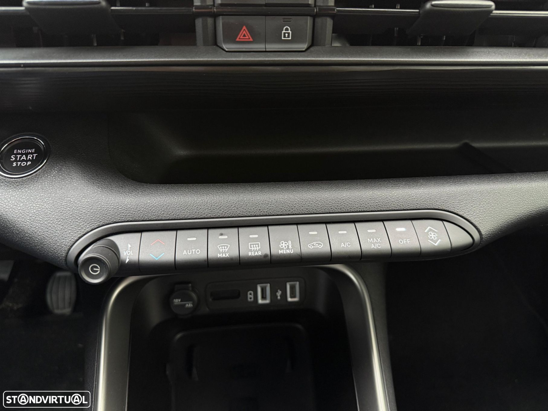 Jeep Avenger 1.2 GSE T3 Altitude - 18