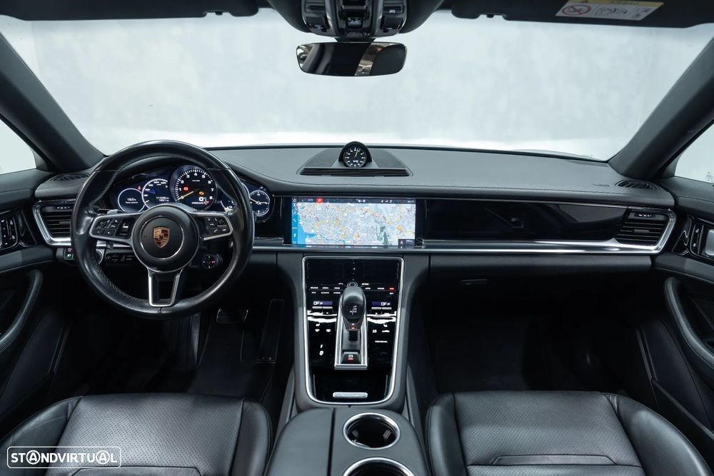 Porsche Panamera Sport Turismo - 20