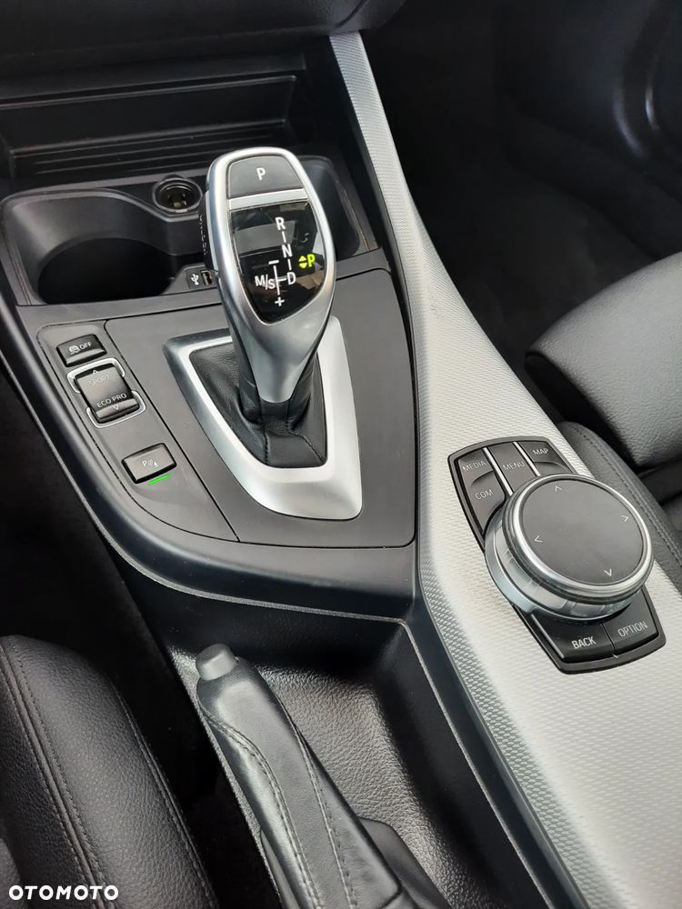 BMW Seria 2 230i M Sport - 36