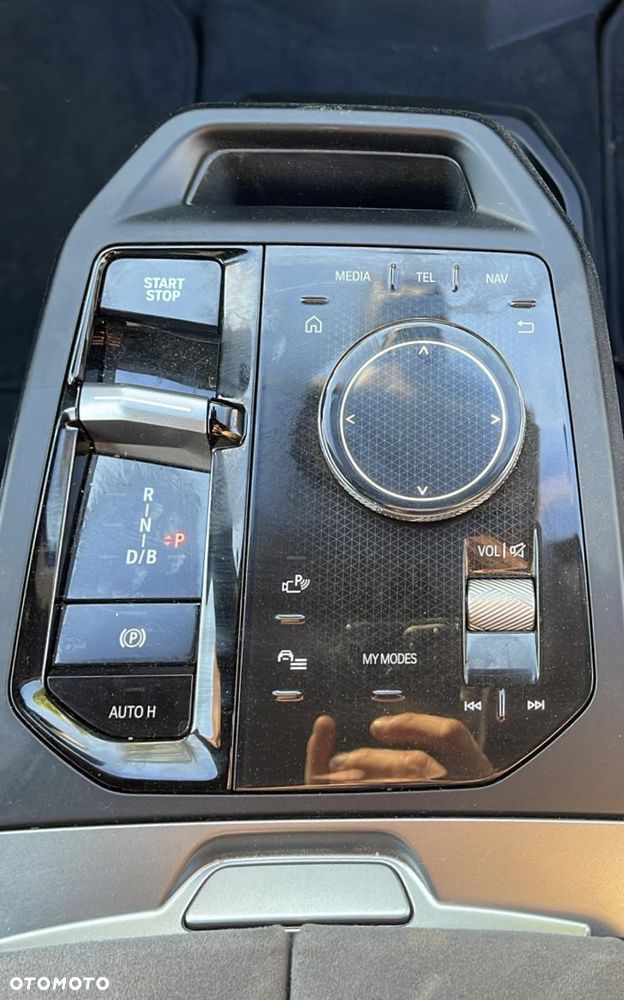 BMW iX xDrive45 - 21