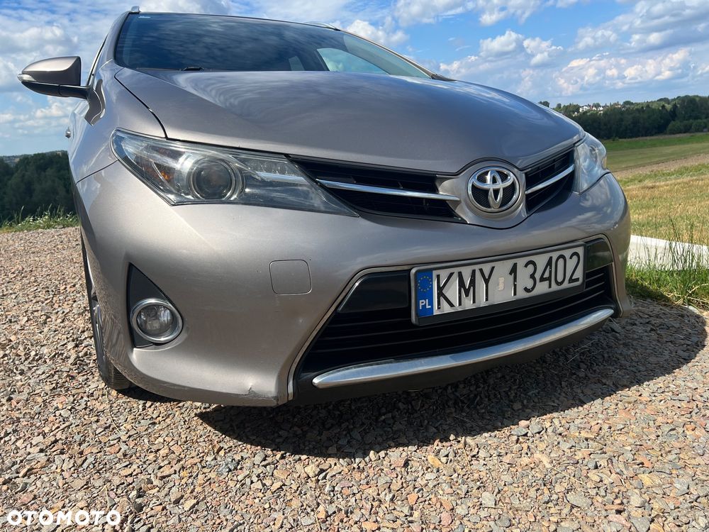 Toyota Auris - 16