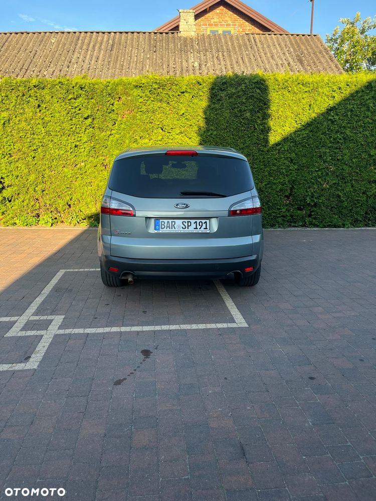 Ford S-Max - 7