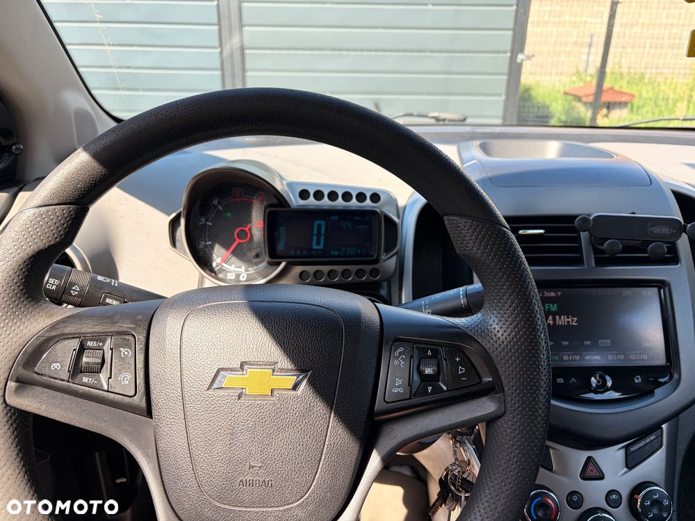 Chevrolet Aveo 1.3 LT - 5