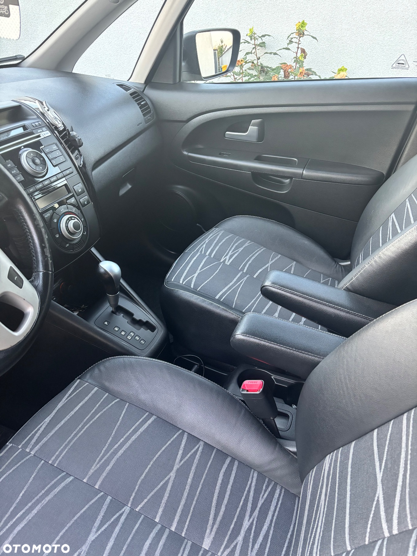 Kia Venga 1.6 CVVT Automatik Mind - 11
