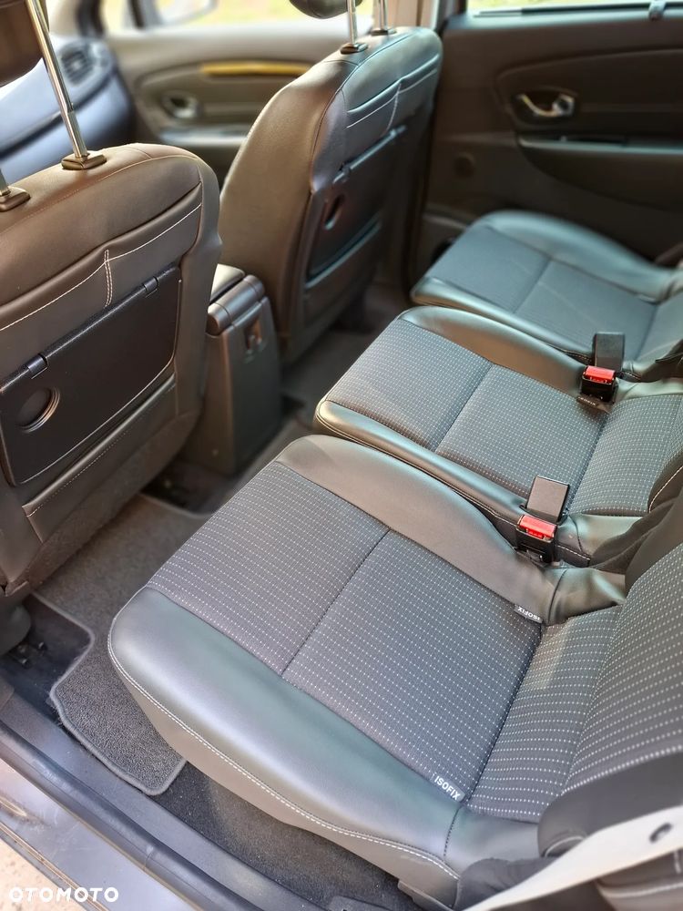 Renault Scenic - 15