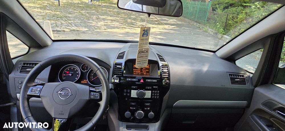 Opel Zafira 1.8i Enjoy - 20