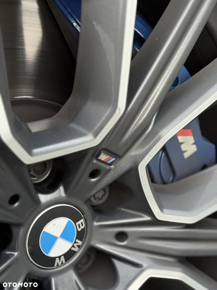 BMW Seria 7 750i xDrive sport - 23