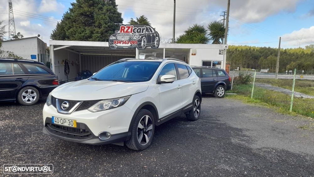 Nissan Qashqai 1.6 dCi N-Connecta - 2