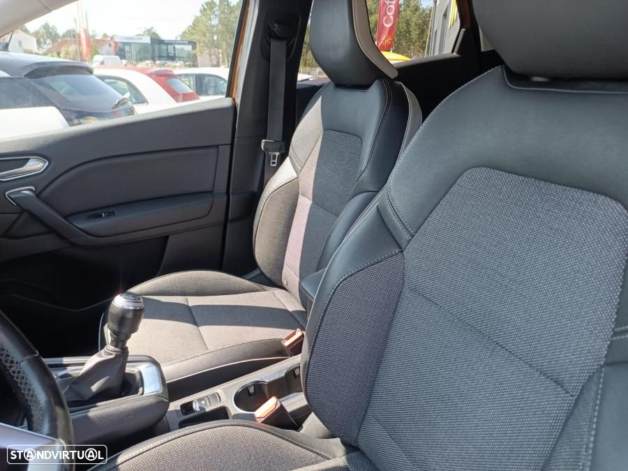 Renault Captur 1.0 TCe Exclusive - 7
