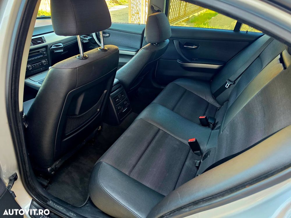 BMW Seria 3 316i - 6