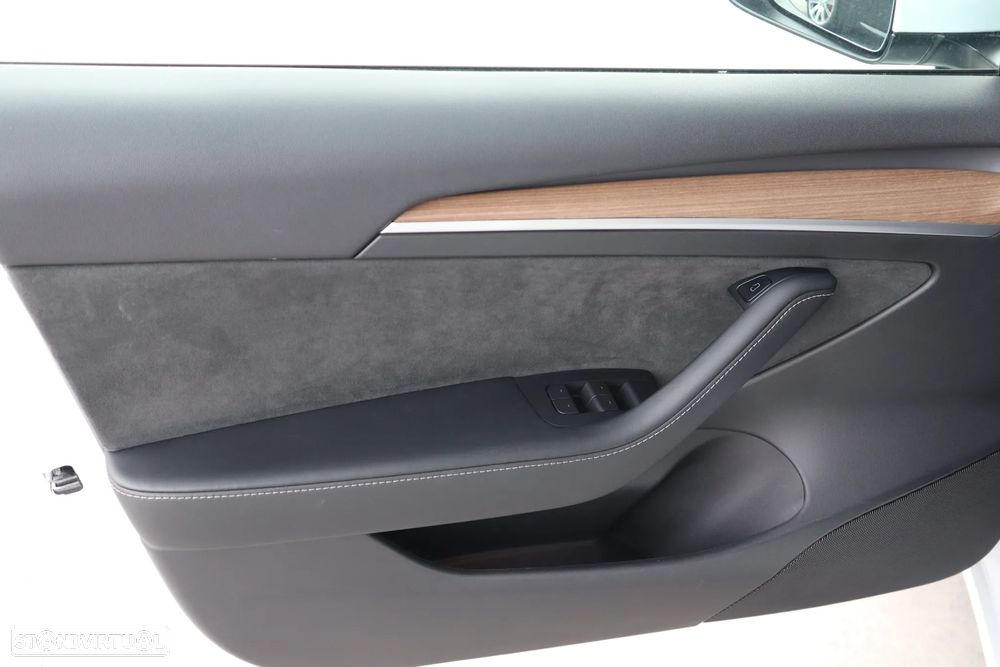 Tesla Model 3 Long Range AWD Dual Motor - 13