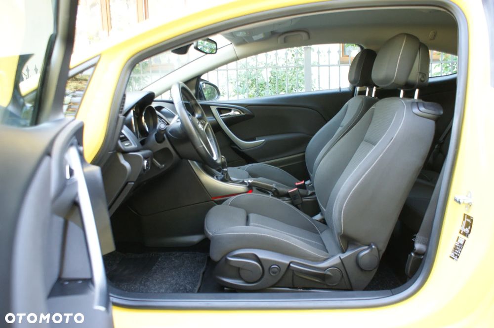 Opel Astra 1.4 Turbo - 10