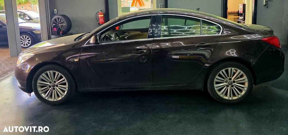 Opel Insignia - 2
