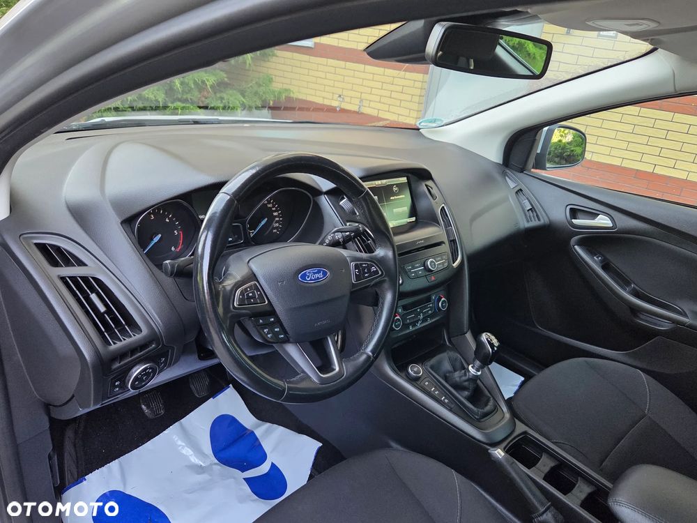 Ford Focus 1.5 TDCi ECOnetic 88g Start-Stopp-System Business - 19