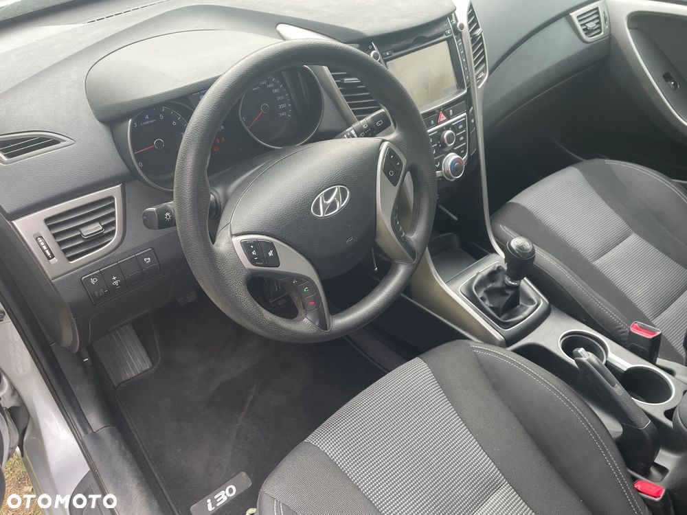 Hyundai i30 1.4 Premium - 9