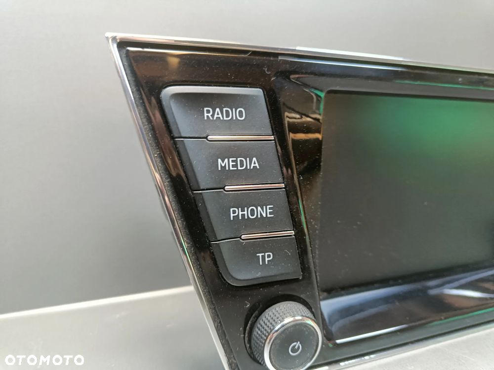 Radio Skoda Fabia 3 III Wyświetlacz Ekran 6V0919604 - 2