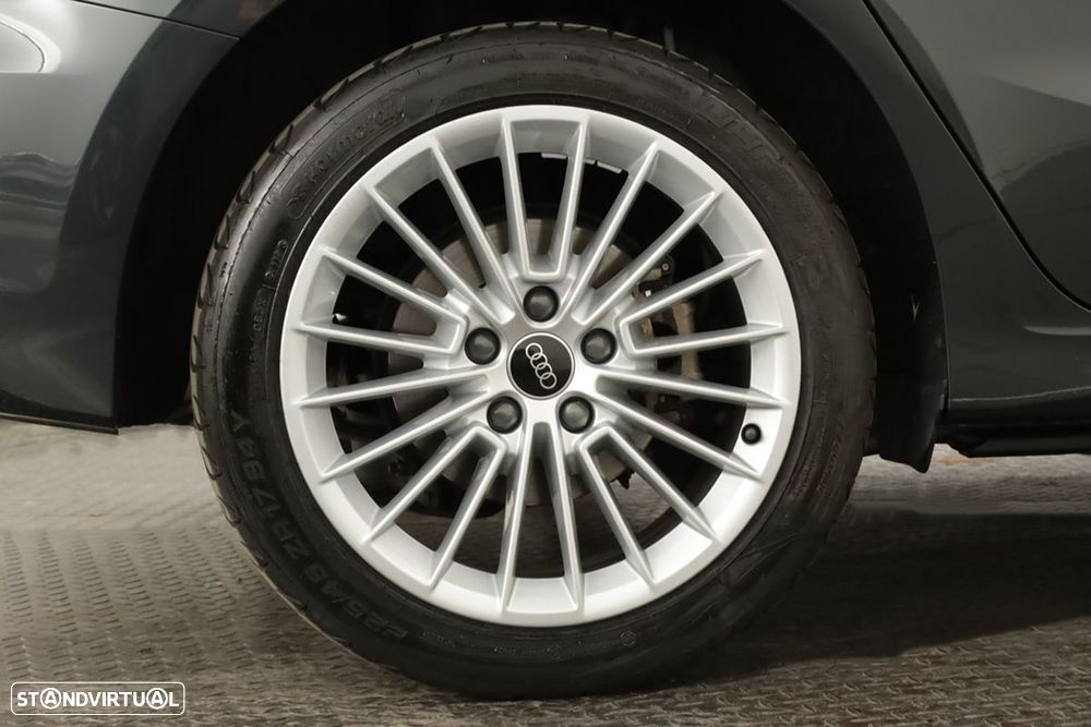 Audi A3 Sportback 40 TFSIe Advanced - 5