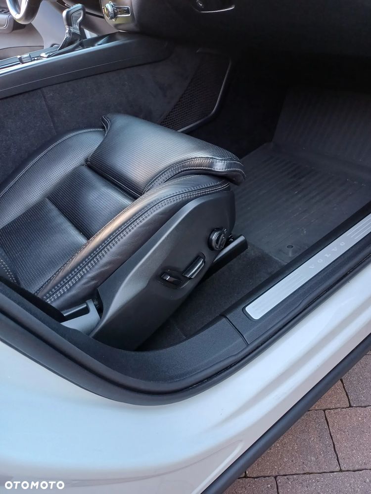 Volvo XC 60 T5 Inscription - 16