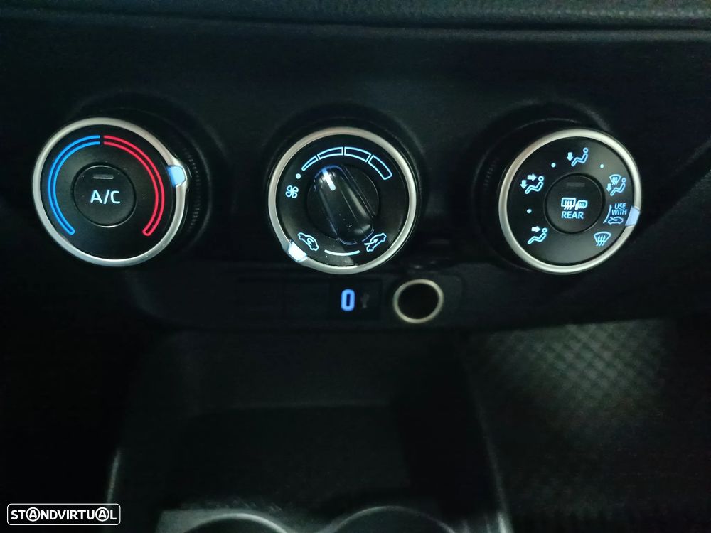 Toyota Aygo X Play - 24