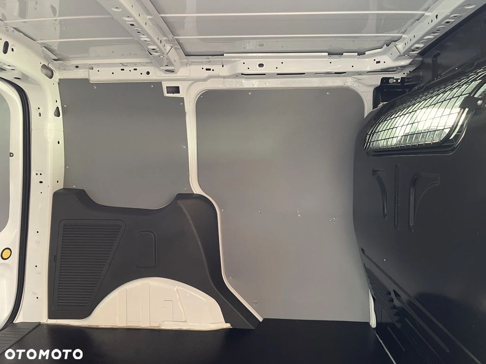Ford Transit Connect - 16