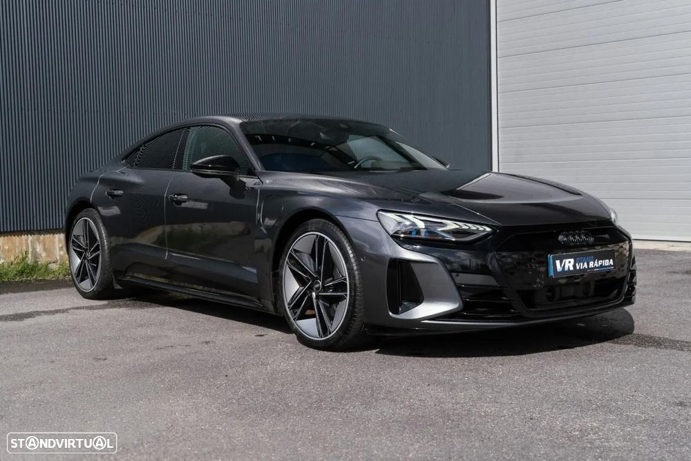 Audi e-tron GT - 4