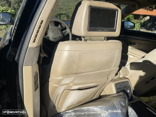 Audi A8 4.2 TDi V8 quattro Longo - 15