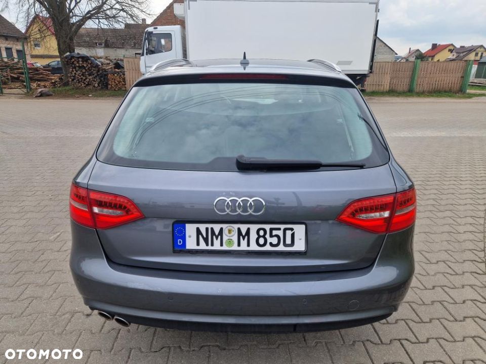 Audi A4 Avant 2.0 TDI DPF Attraction - 6