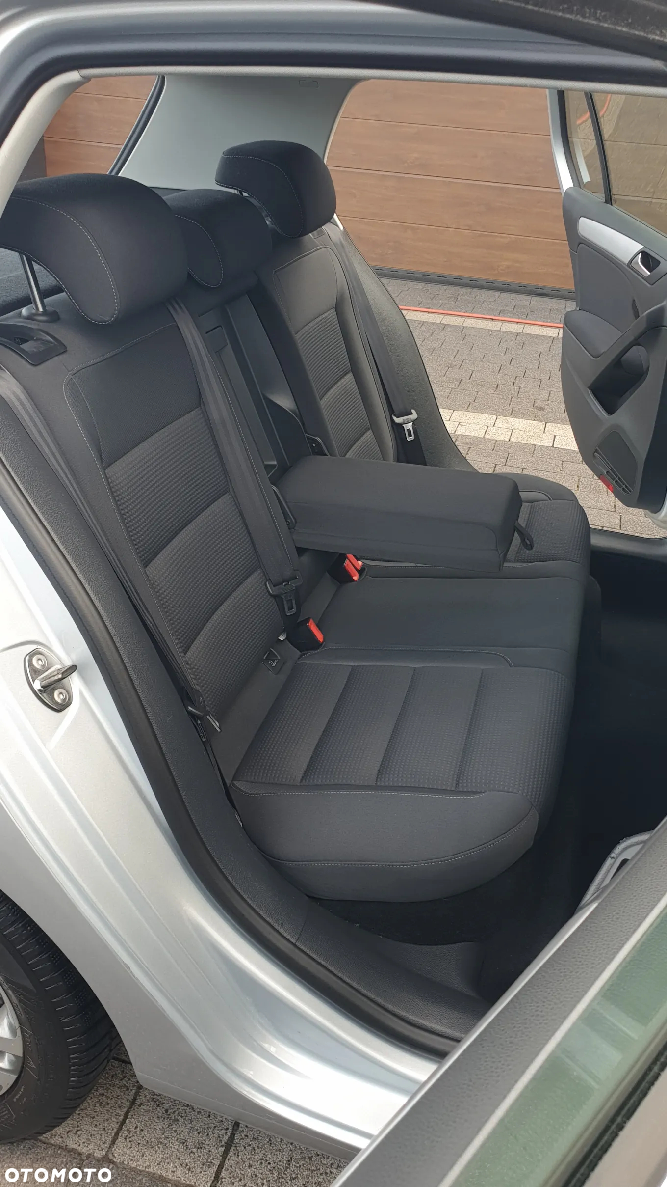 Volkswagen Golf Variant 1.4 TSI BlueMotion Technology DSG Comfortline - 22