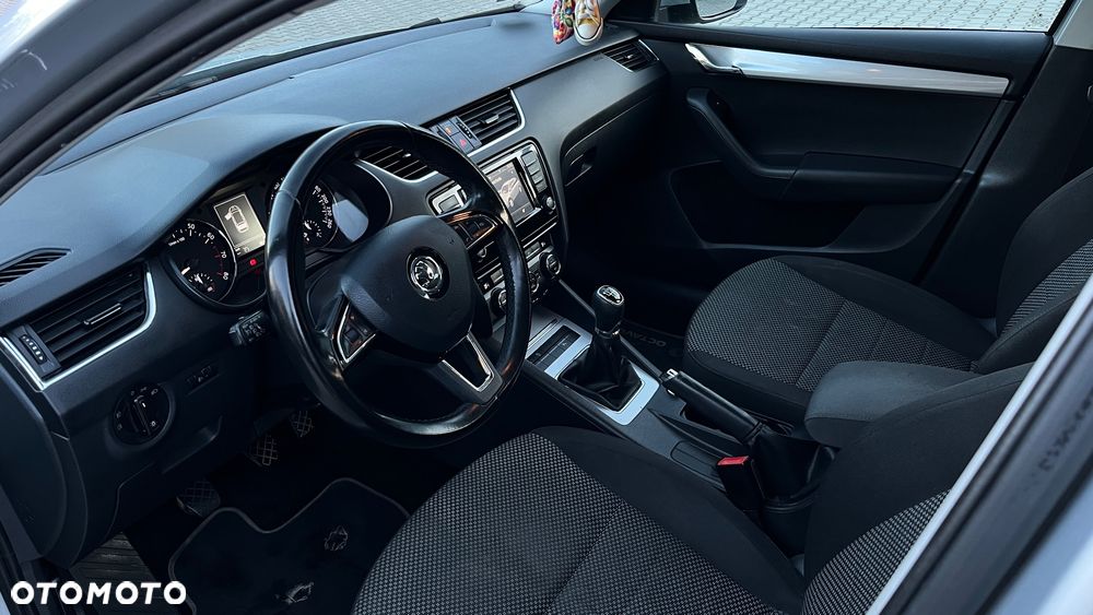Skoda Octavia 1.4 TSI Edition - 9