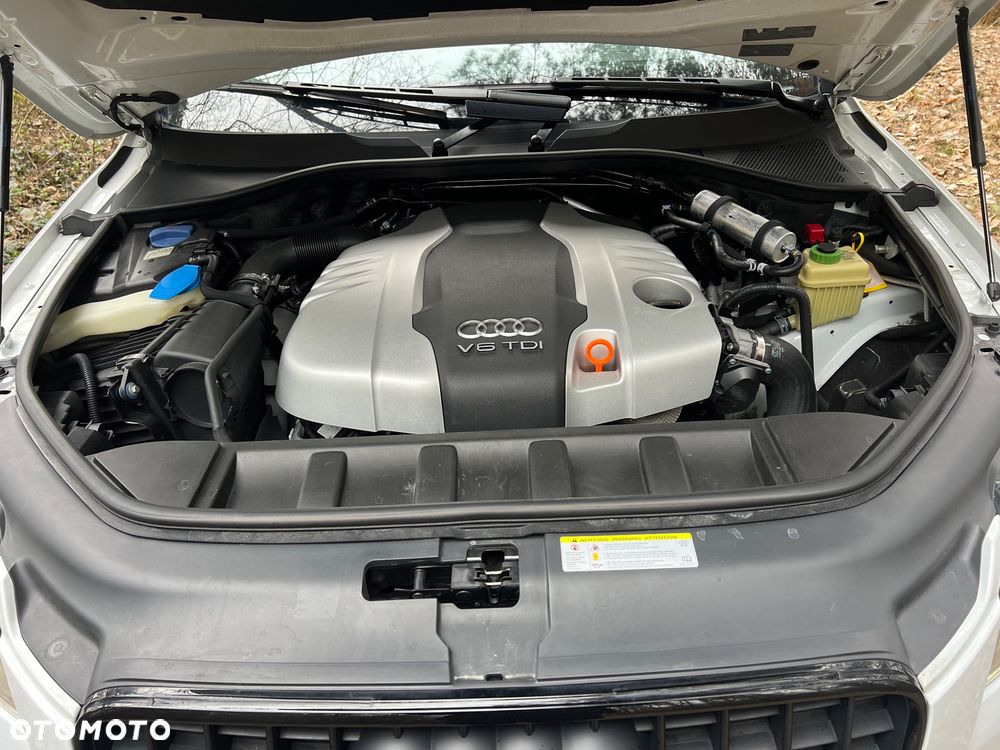 Audi Q7 - 7