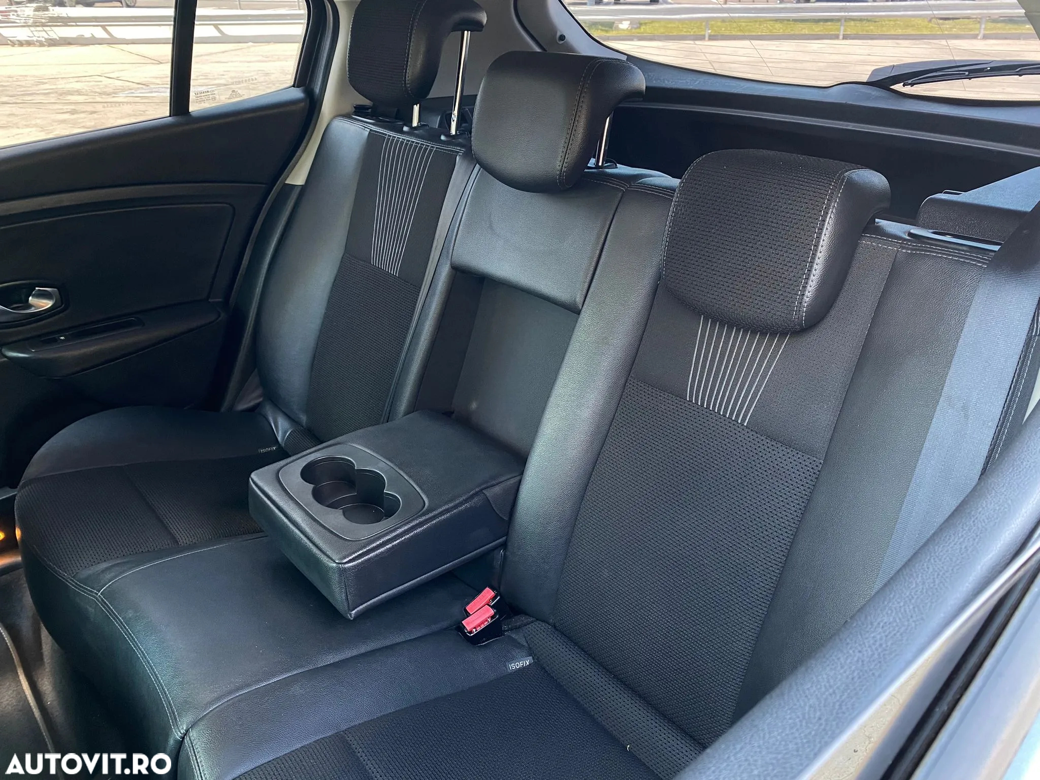 Renault Megane dCi 130 FAP Dynamique - 10