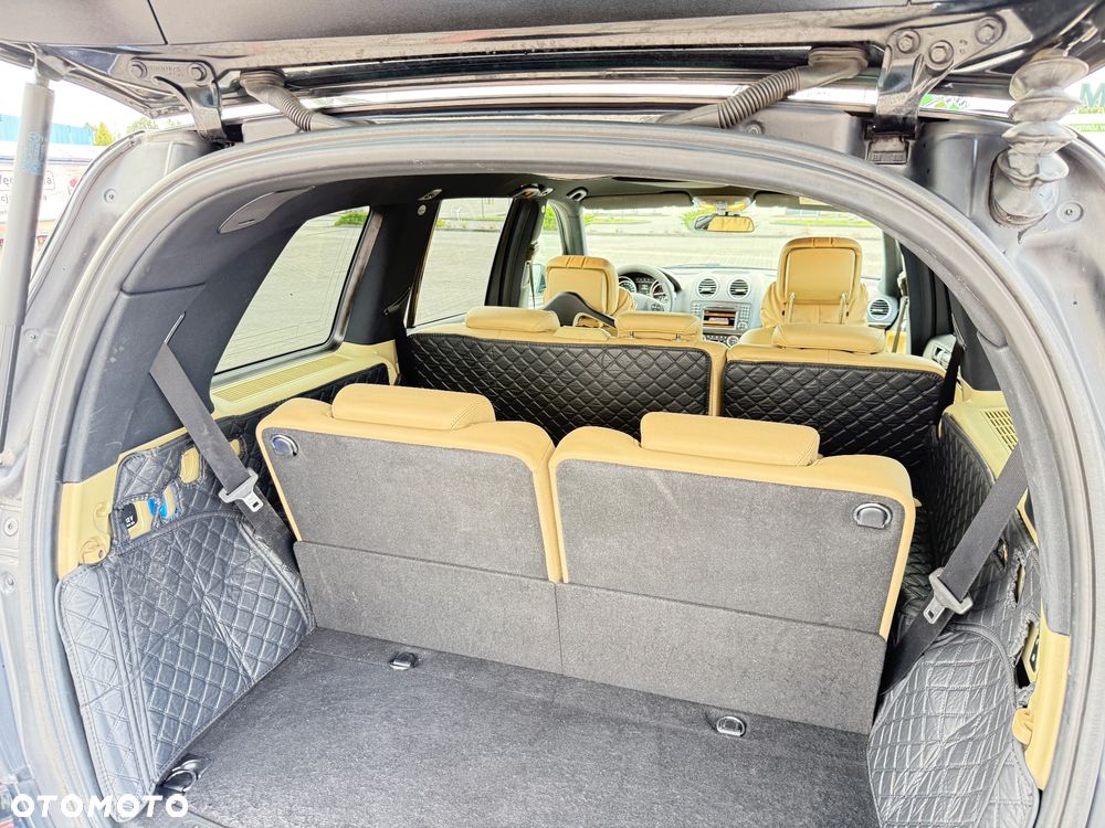 Mercedes-Benz GL - 22