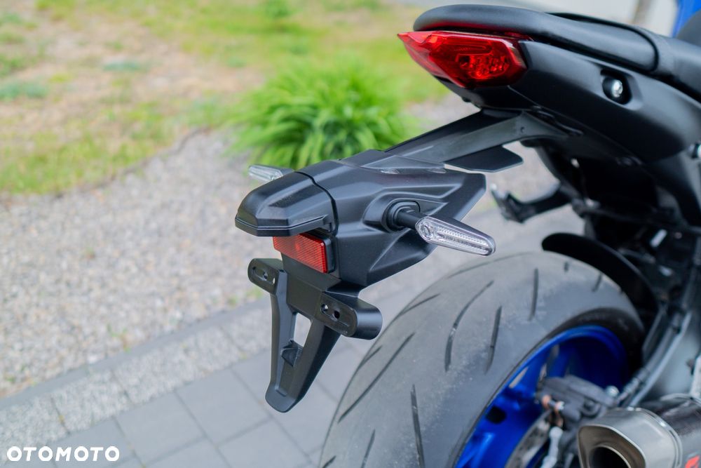 Yamaha MT - 27