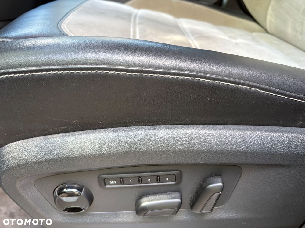 Volkswagen Multivan 2.0 BiTDI L1 Highline - 11