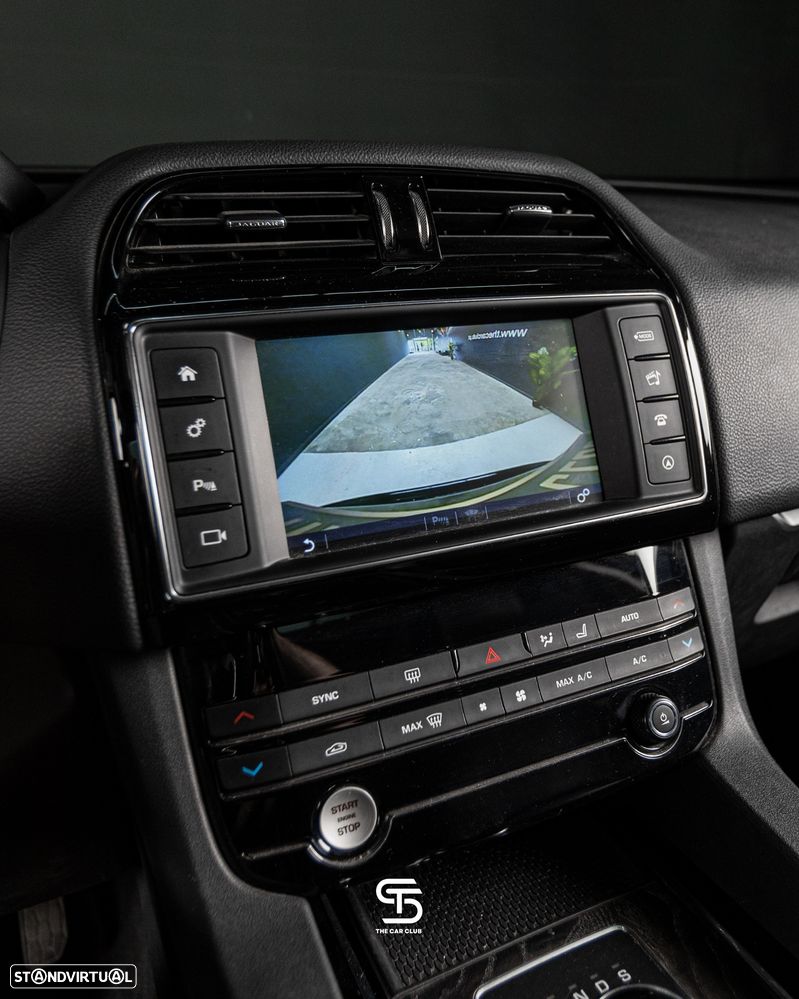 Jaguar F-Pace 20d Aut. Prestige - 19