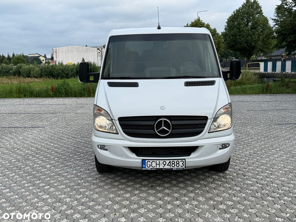 Mercedes-Benz Sprinter - 2