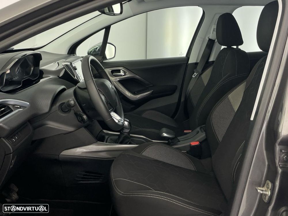 Peugeot 2008 1.6 BlueHDi Style - 11